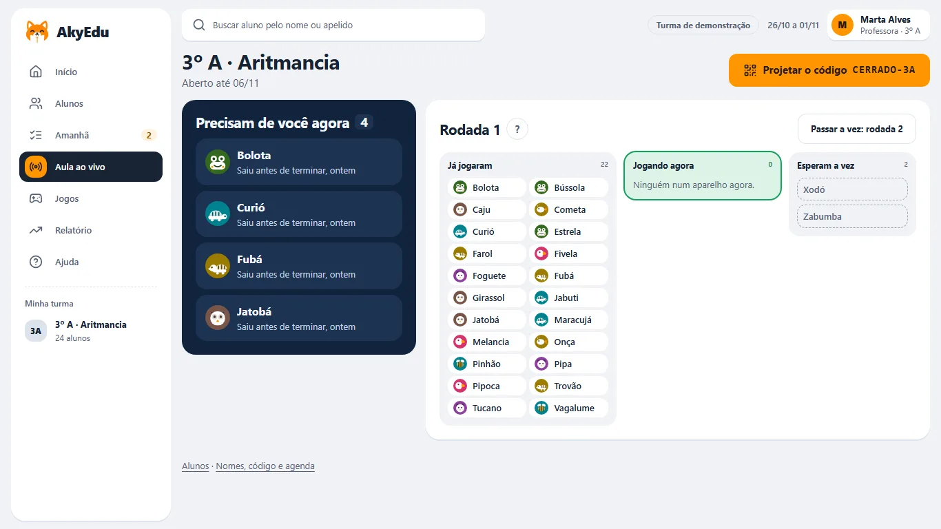 Tela real da aula ao vivo com o código da turma para projetar
